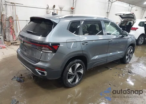 2025 Volkswagen Taos 1.5T Se z USA, uszkodzony, nr VIN 3VVUC7B21SM047362